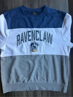 Universal Studios Harry Potter Ravenclaw Sweatshirt